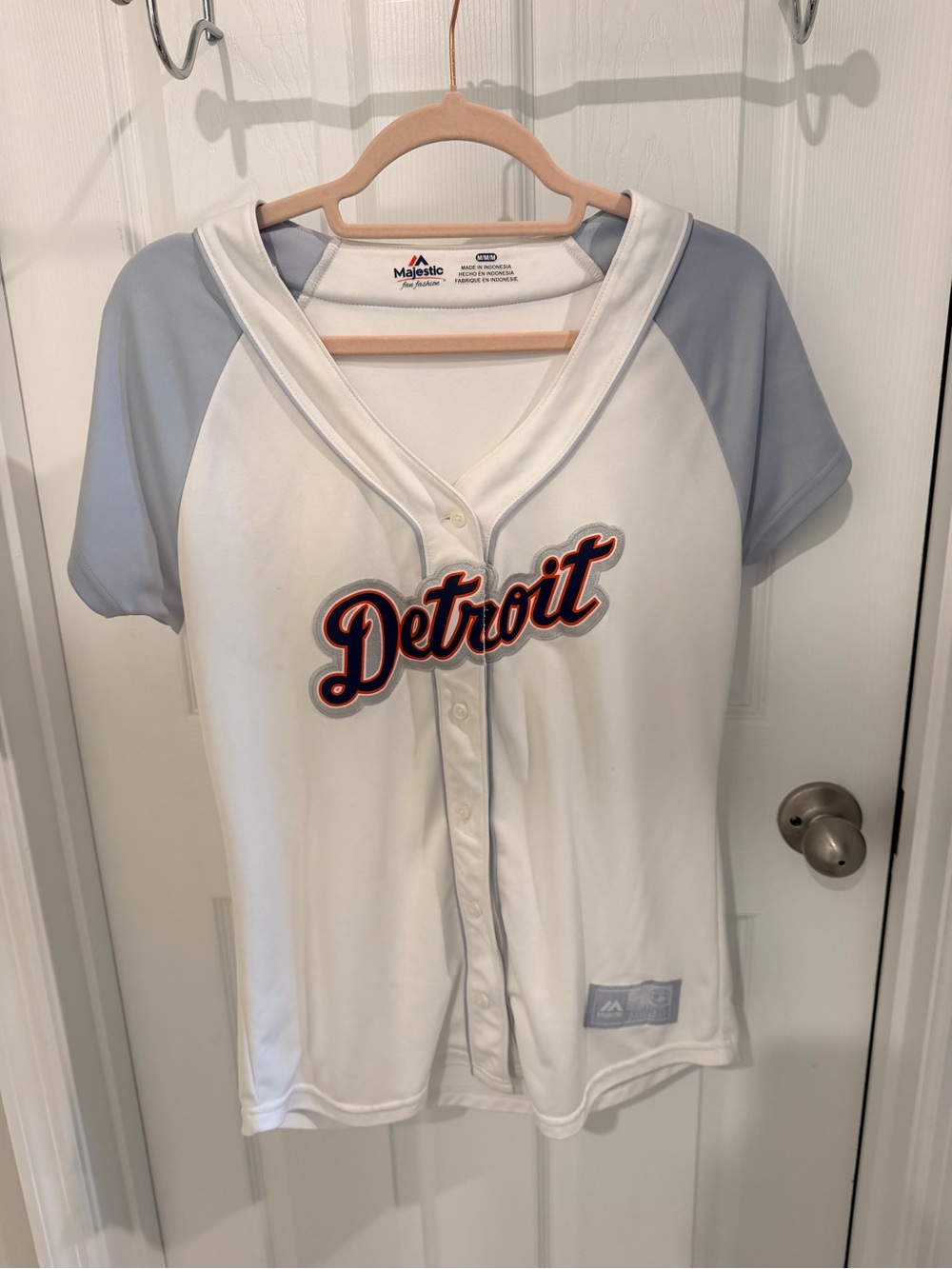 Nike MLB Detroit Women's Baseball Jersey in White and Light Gray